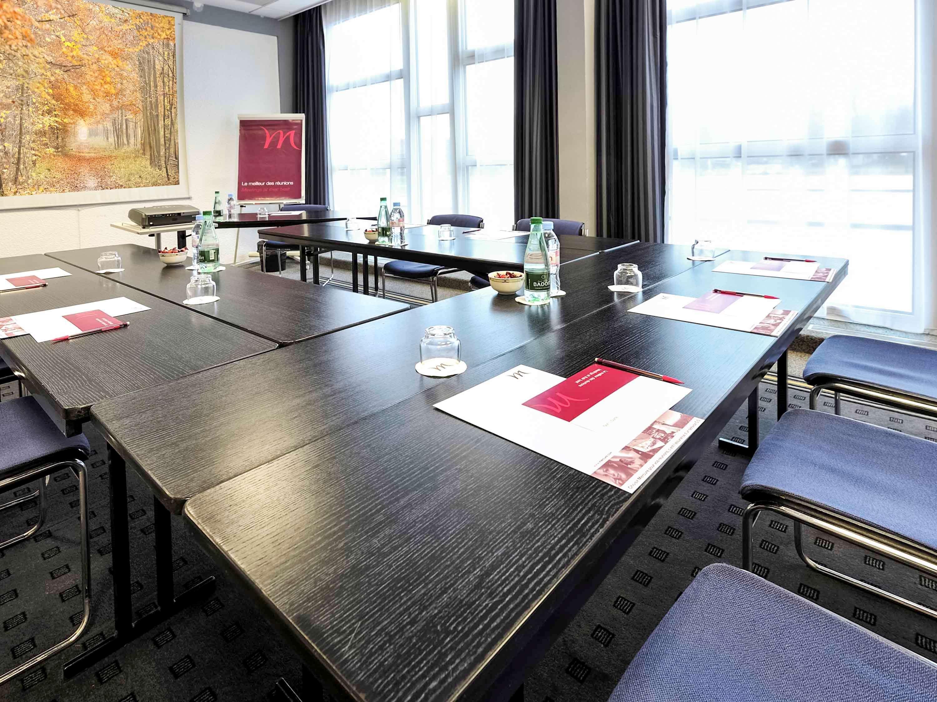 Mercure Rouen Val De Reuil Val-de-Reuil Dış mekan fotoğraf